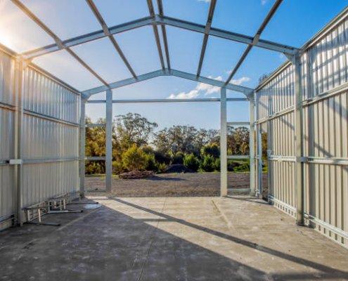 Building a large steel shed
